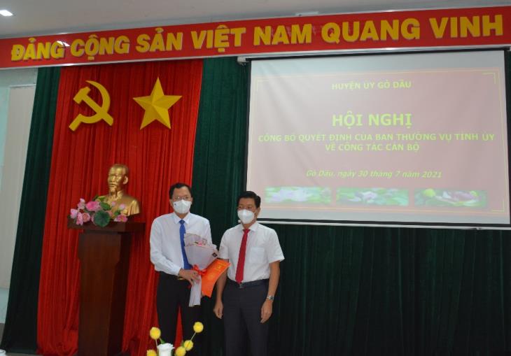 Ông Huỳnh Thanh Phương – Phó Trưởng đoàn phụ trách Đoàn ĐBQH khóa XIV giữ chức vụ Bí thư Huyện ủy Gò Dầu